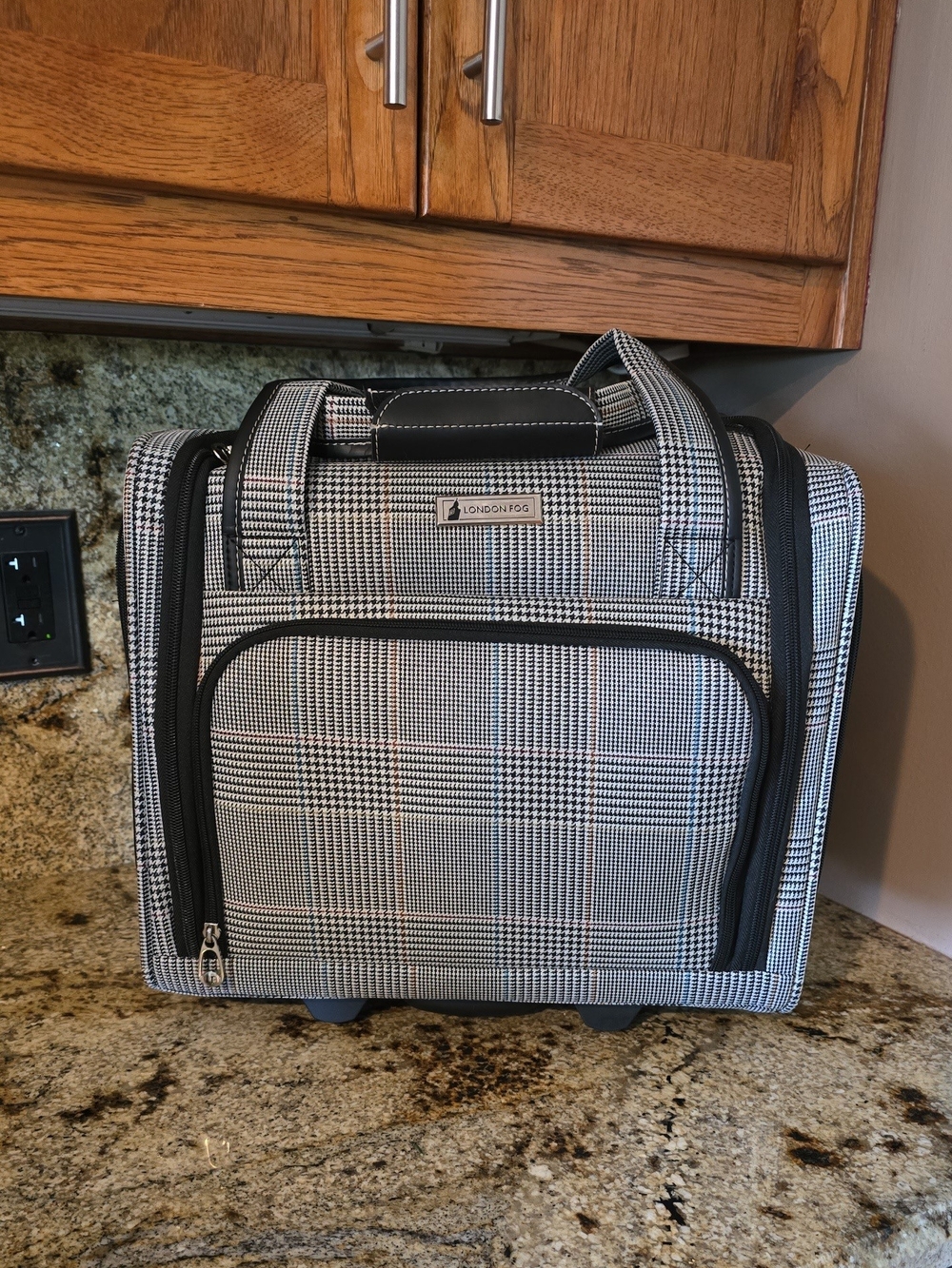 London Fog Carry On Luggage